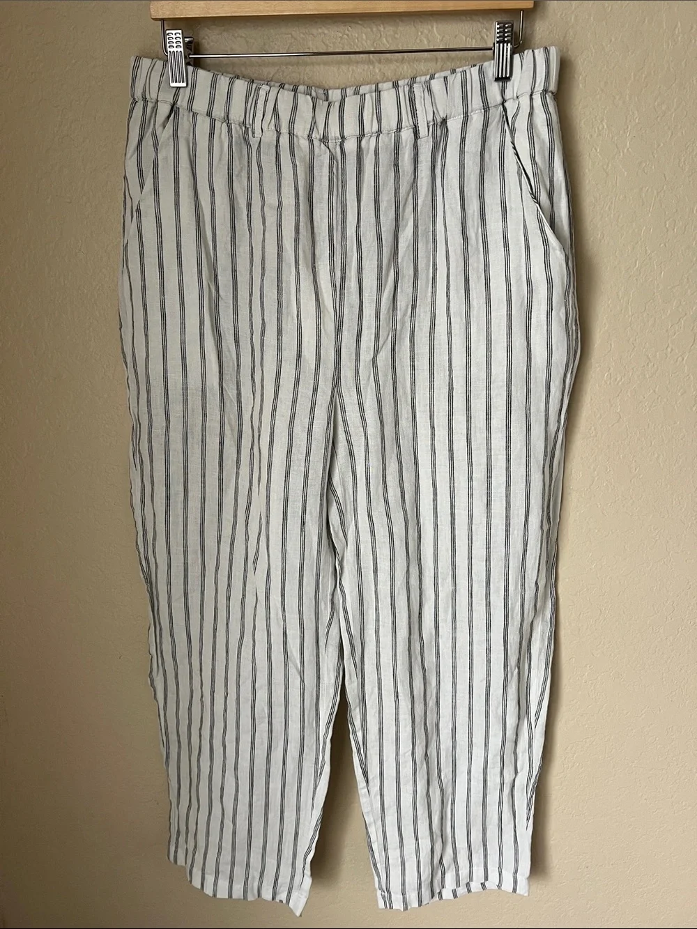 NWT quince white black stripe linen cropped pull on pant Large